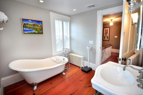 794 Main Street Somers CT 06071