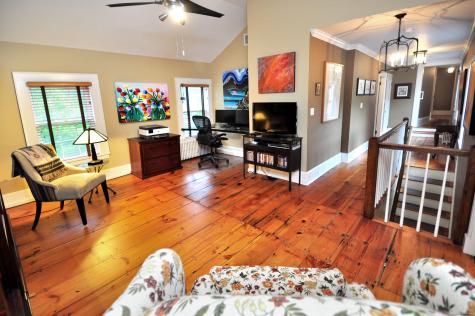 794 Main Street Somers CT 06071