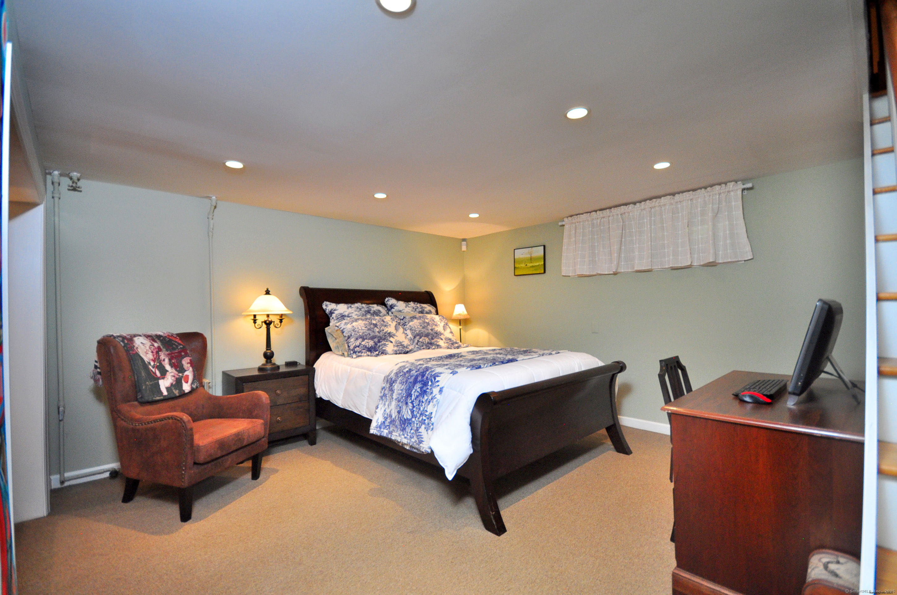 794 Main Street Somers CT 06071