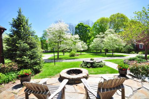 794 Main Street Somers CT 06071