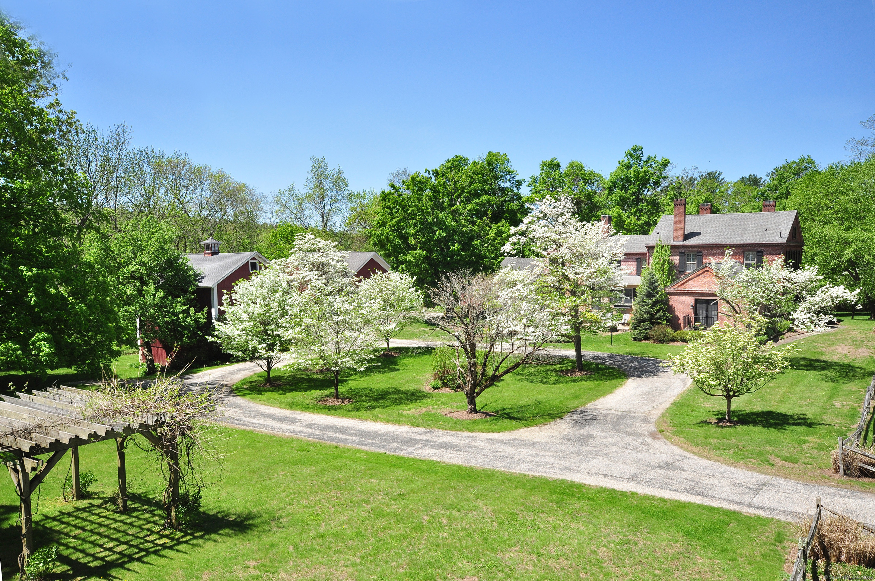 794 Main Street Somers CT 06071