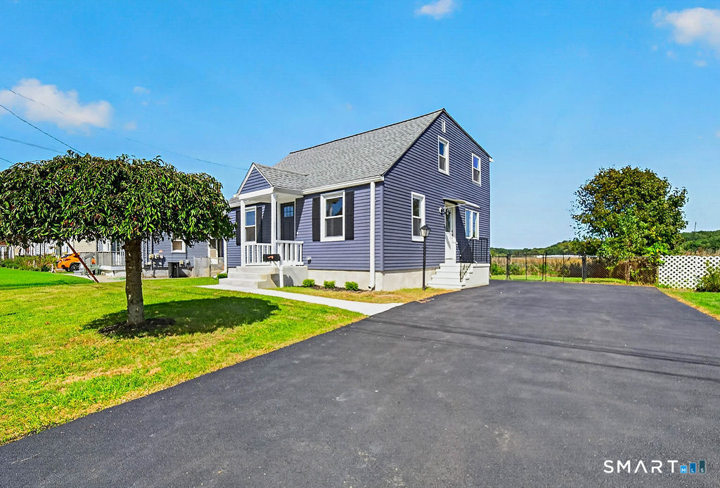 102 Vista Drive East Haven CT 06512