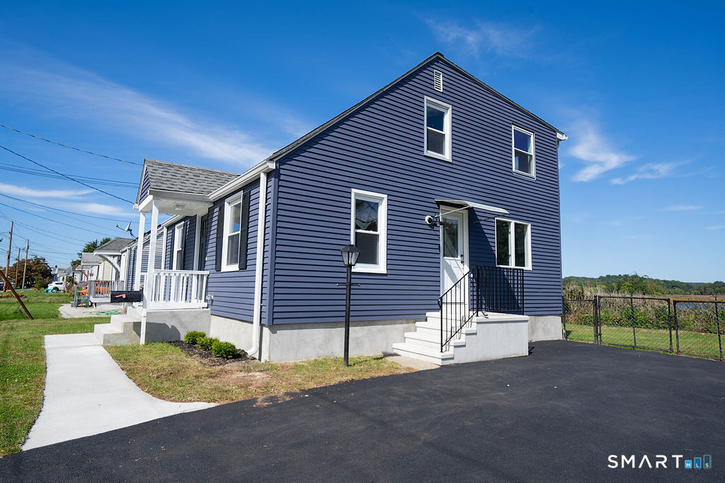 102 Vista Drive East Haven CT 06512