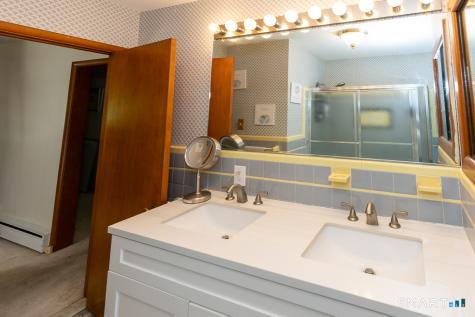 22 Jordan Terrace Waterford CT 06385