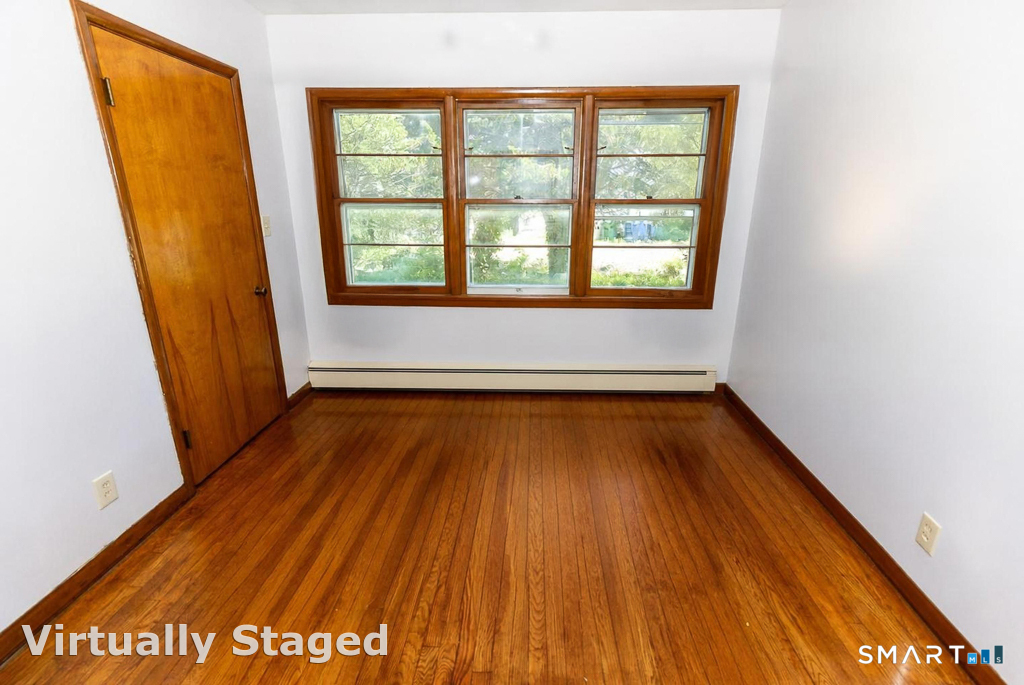 22 Jordan Terrace Waterford CT 06385