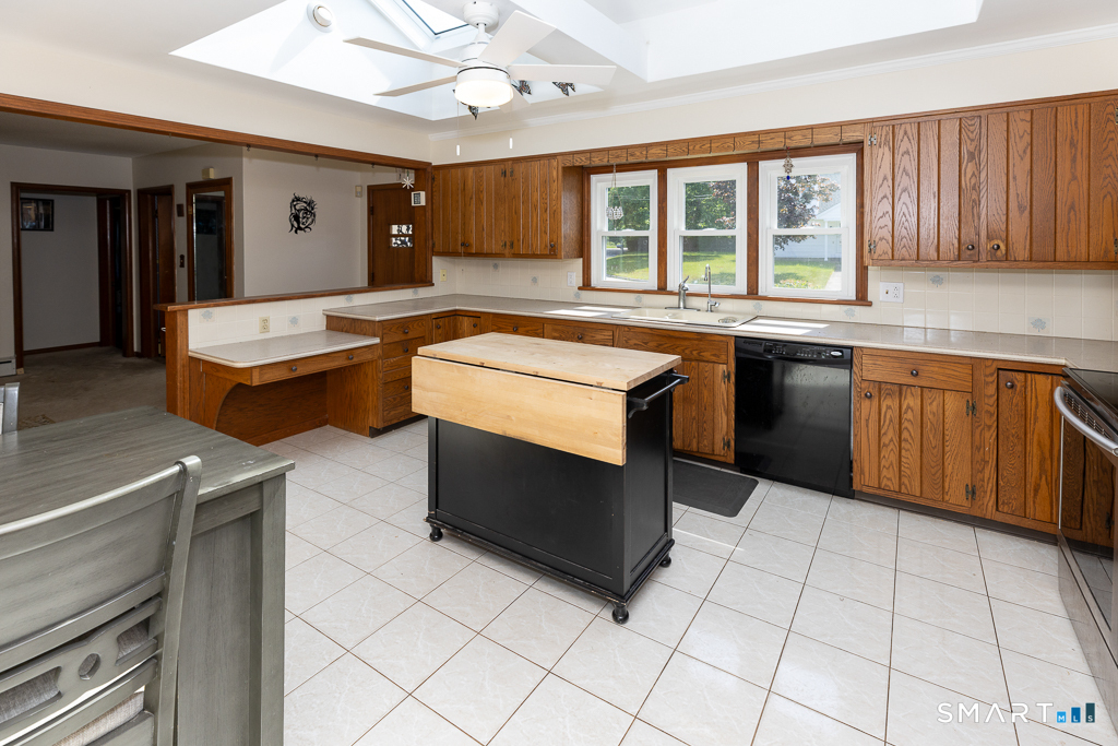 22 Jordan Terrace Waterford CT 06385