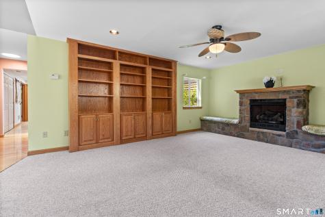 16 Lake Street Burlington CT 06013