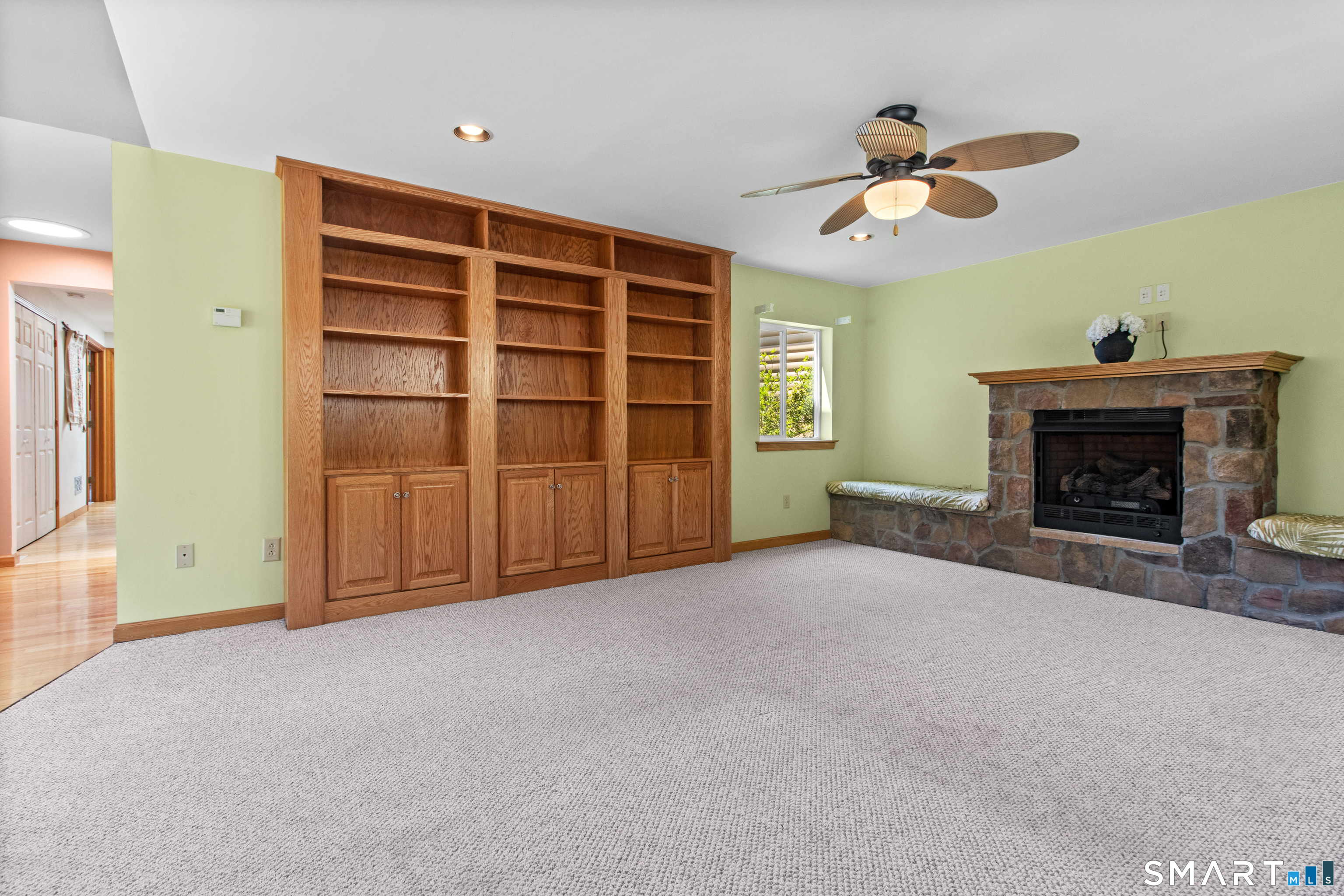 16 Lake Street Burlington CT 06013