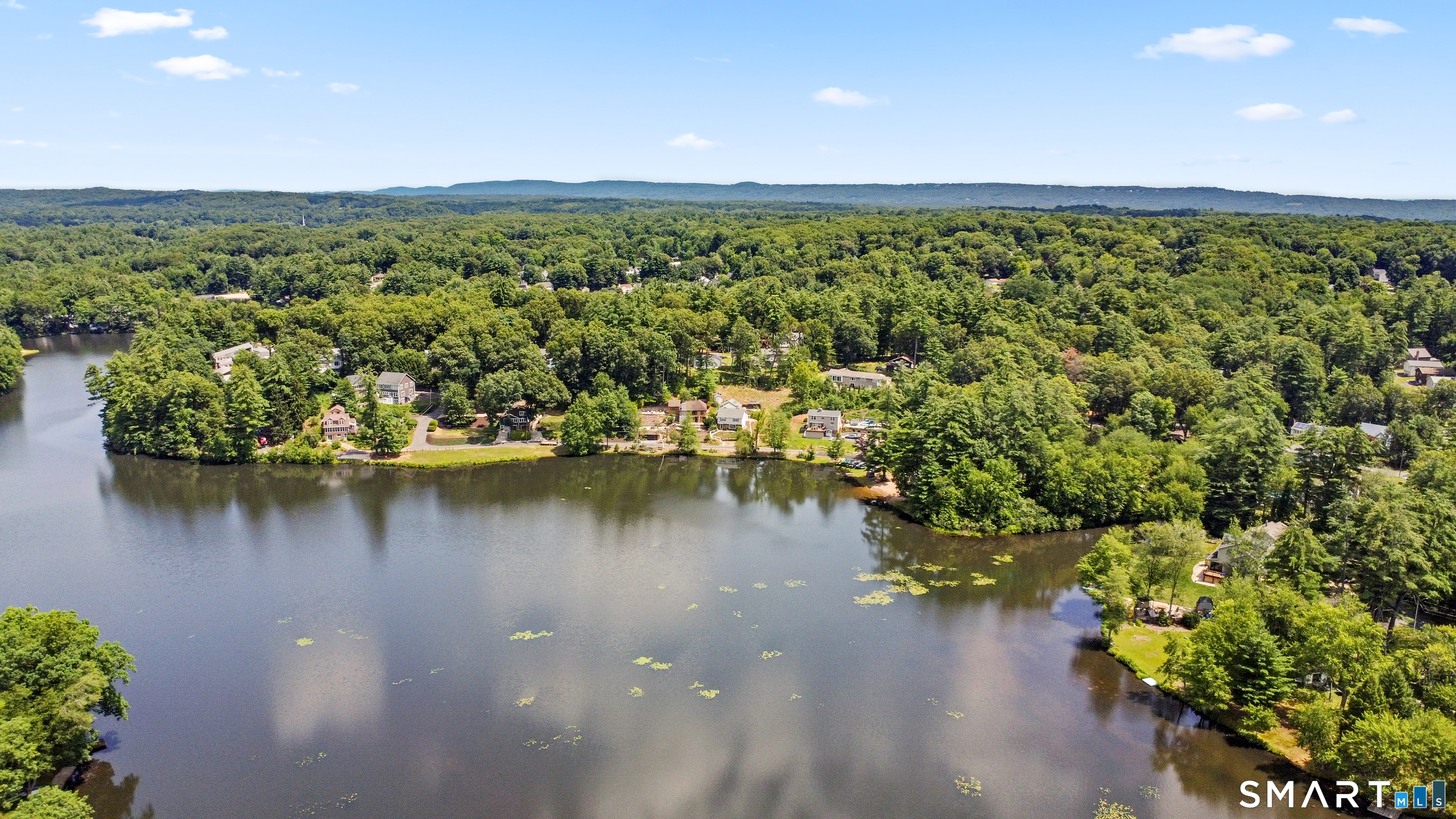 16 Lake Street Burlington CT 06013