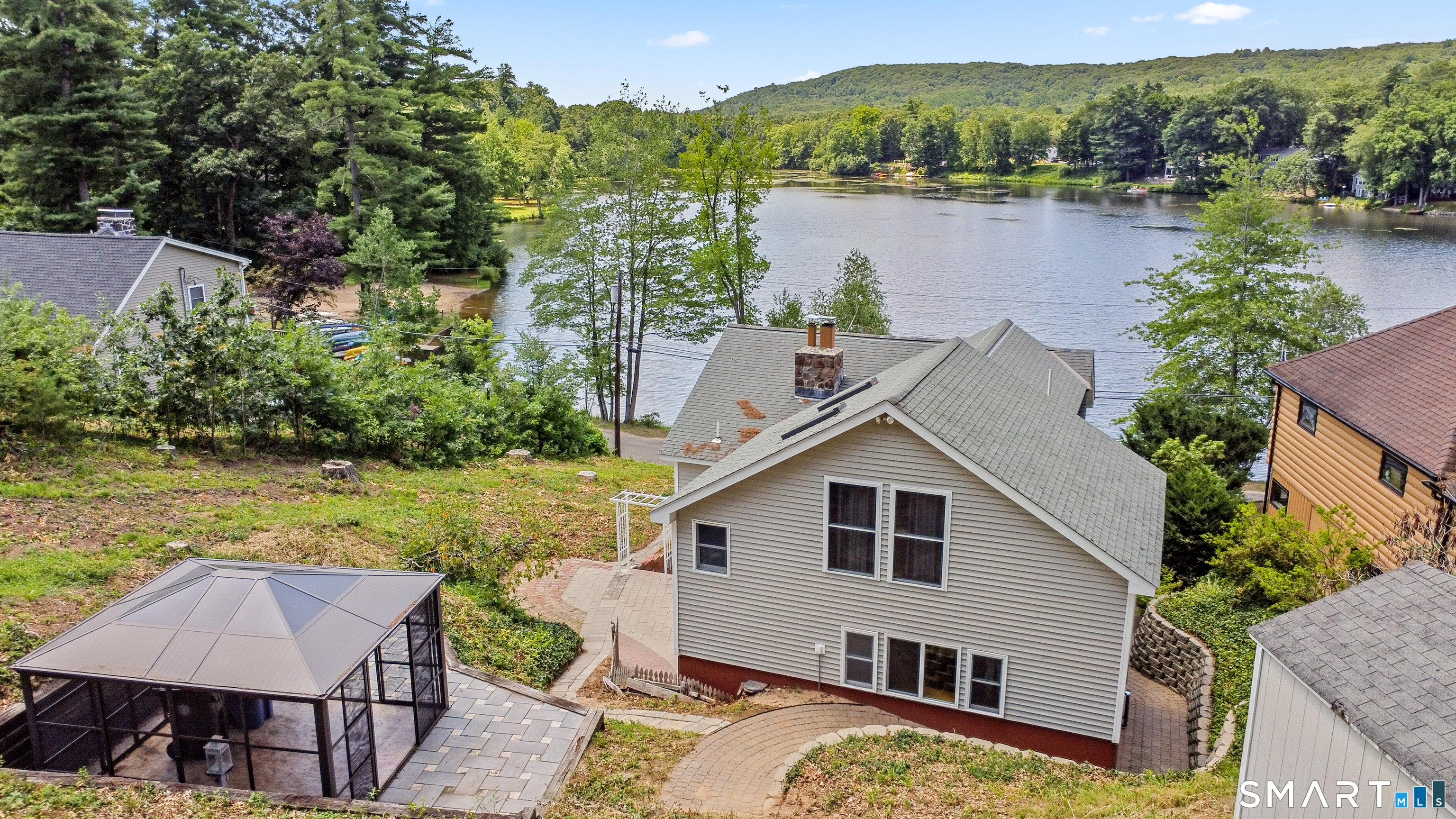 16 Lake Street Burlington CT 06013
