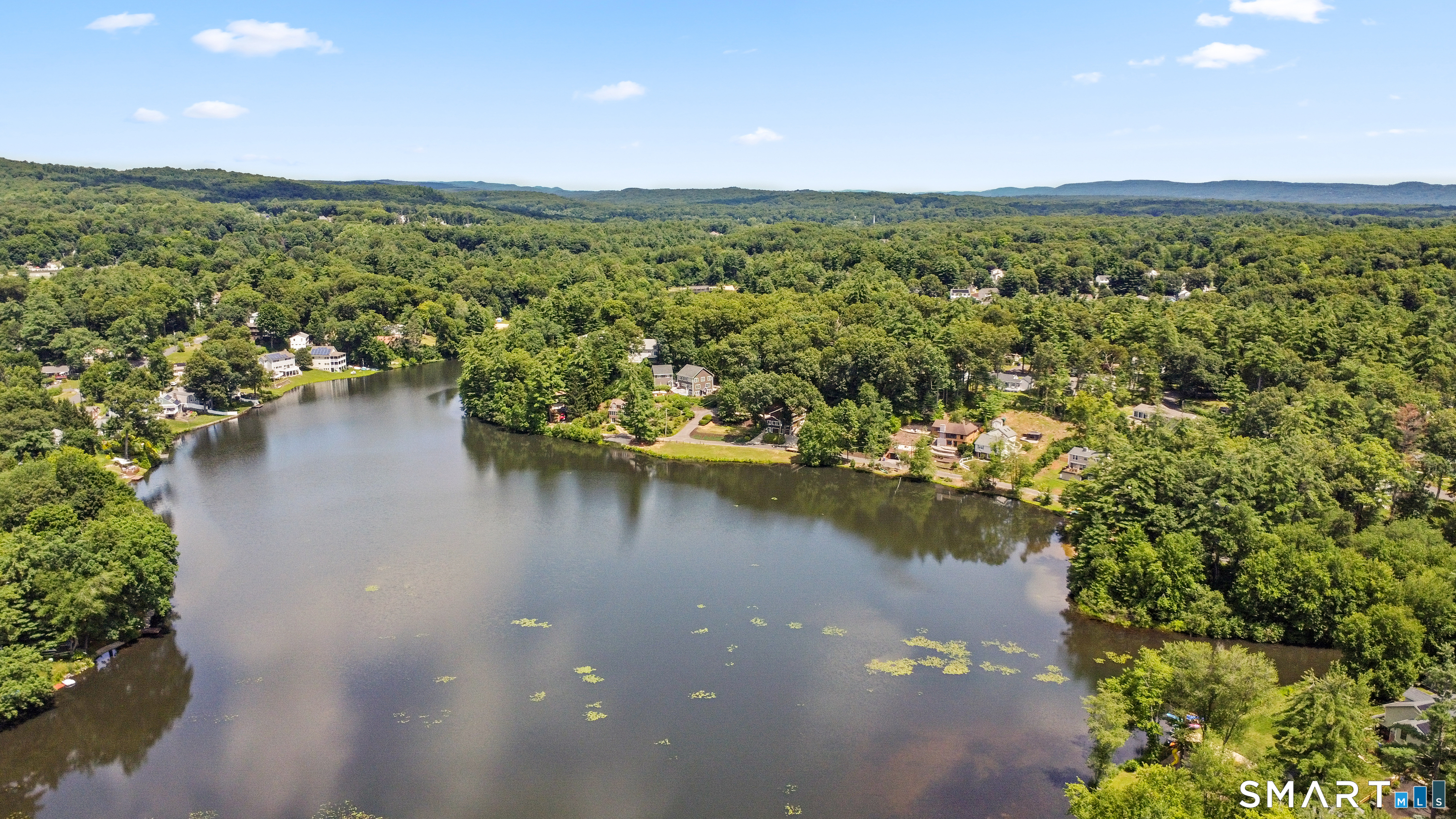 16 Lake Street Burlington CT 06013