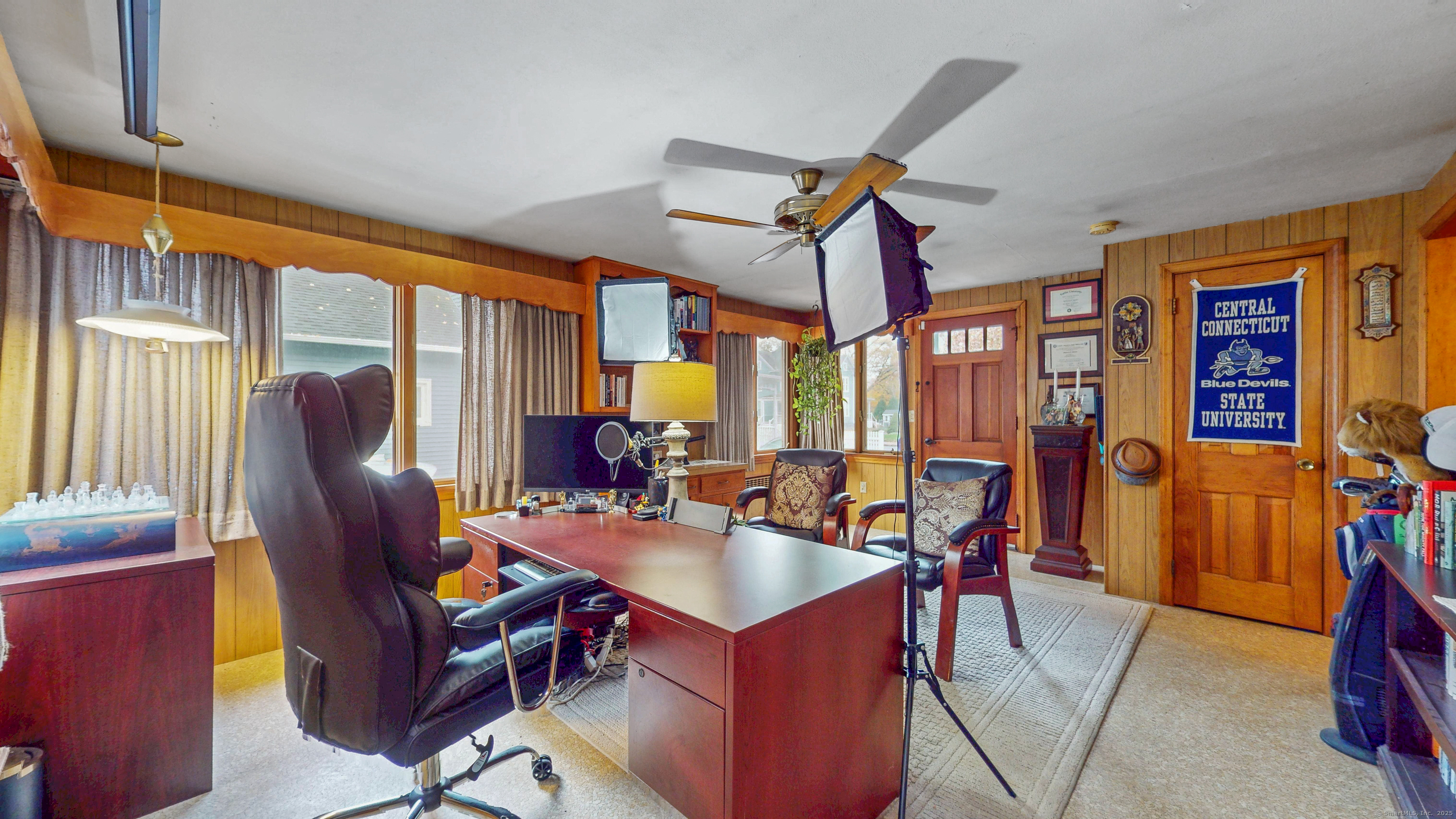 59 Elm Street Windsor Locks CT 06096