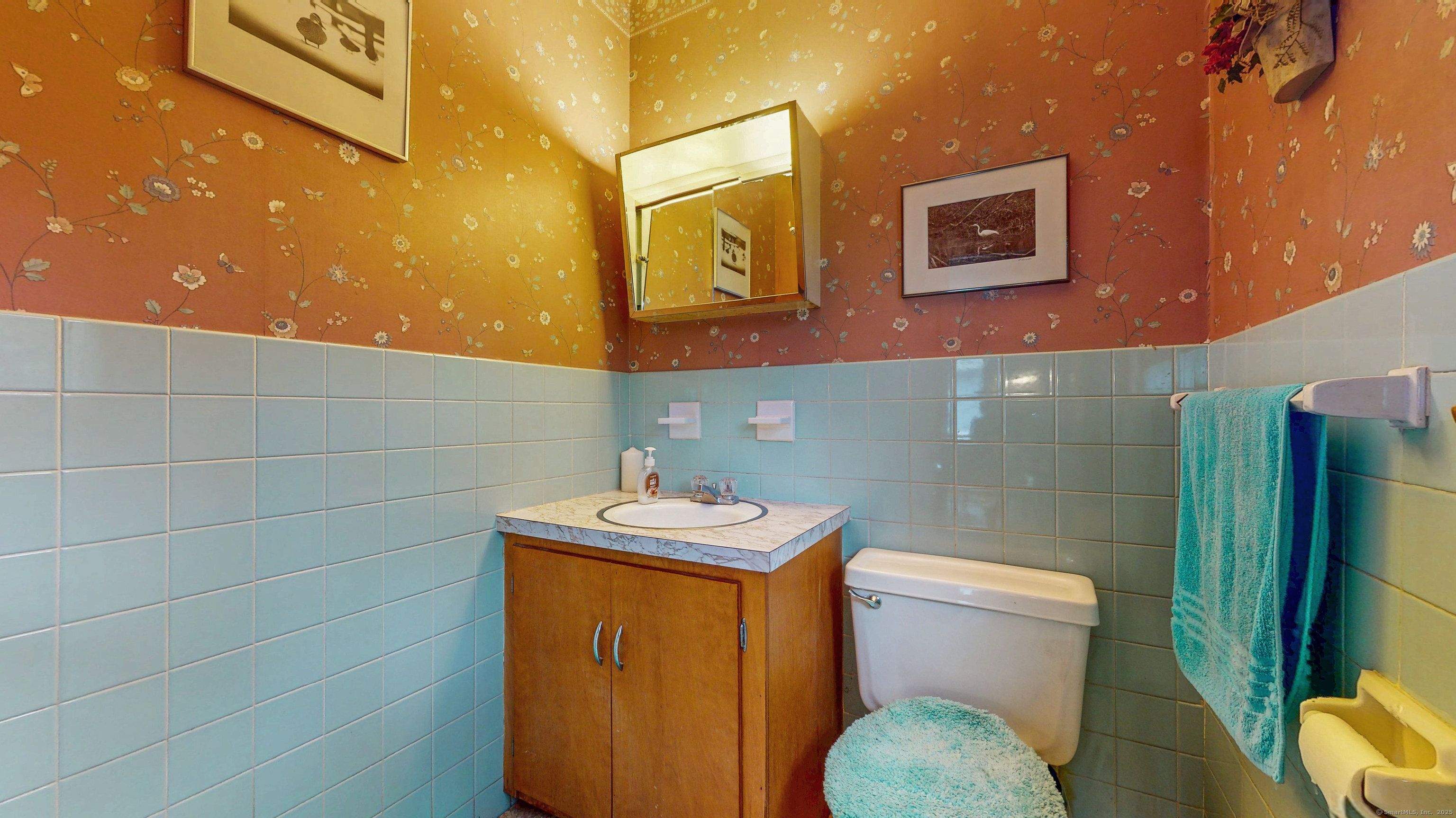 59 Elm Street Windsor Locks CT 06096