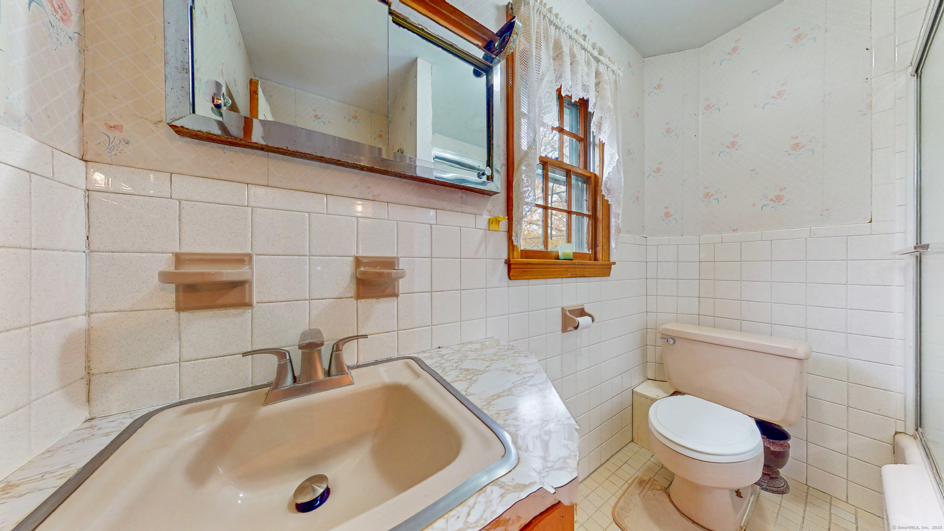 59 Elm Street Windsor Locks CT 06096