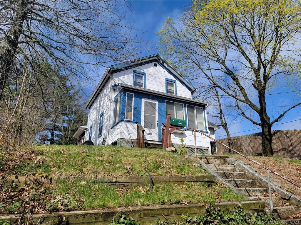 142 Spring Street Naugatuck CT 06770