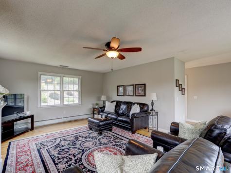 15 Horse Run Hill Road Cromwell CT 06416