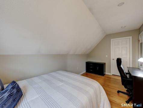 15 Horse Run Hill Road Cromwell CT 06416