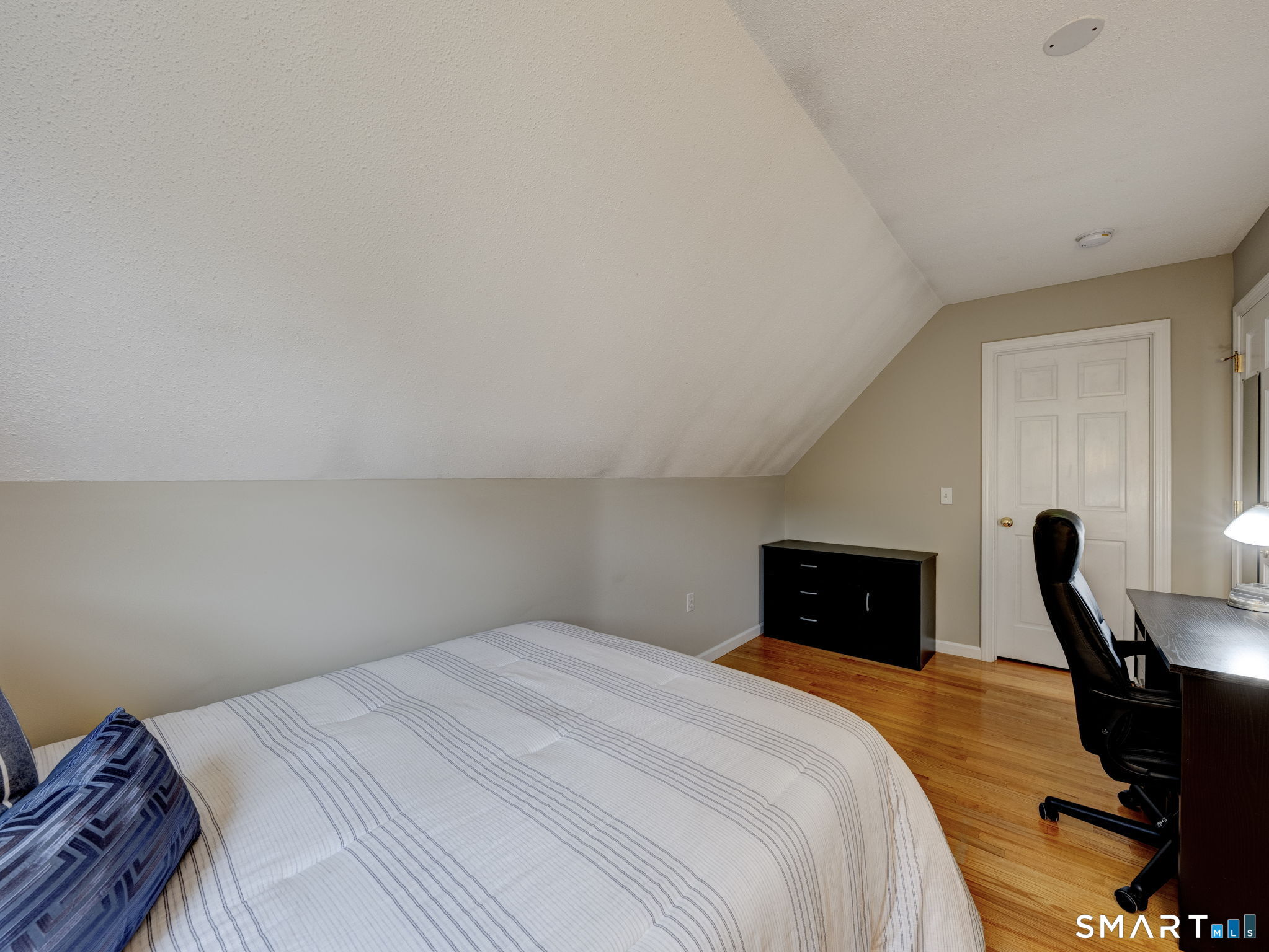 15 Horse Run Hill Road Cromwell CT 06416