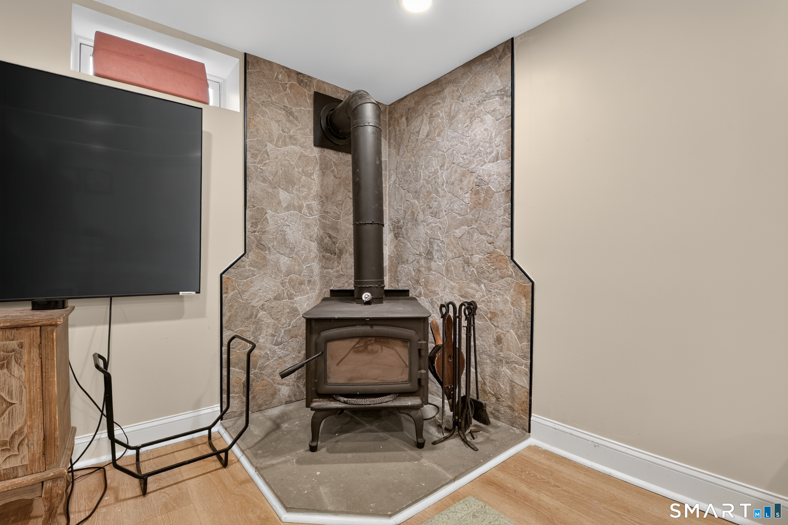 169 Yale Avenue Milford CT 06460
