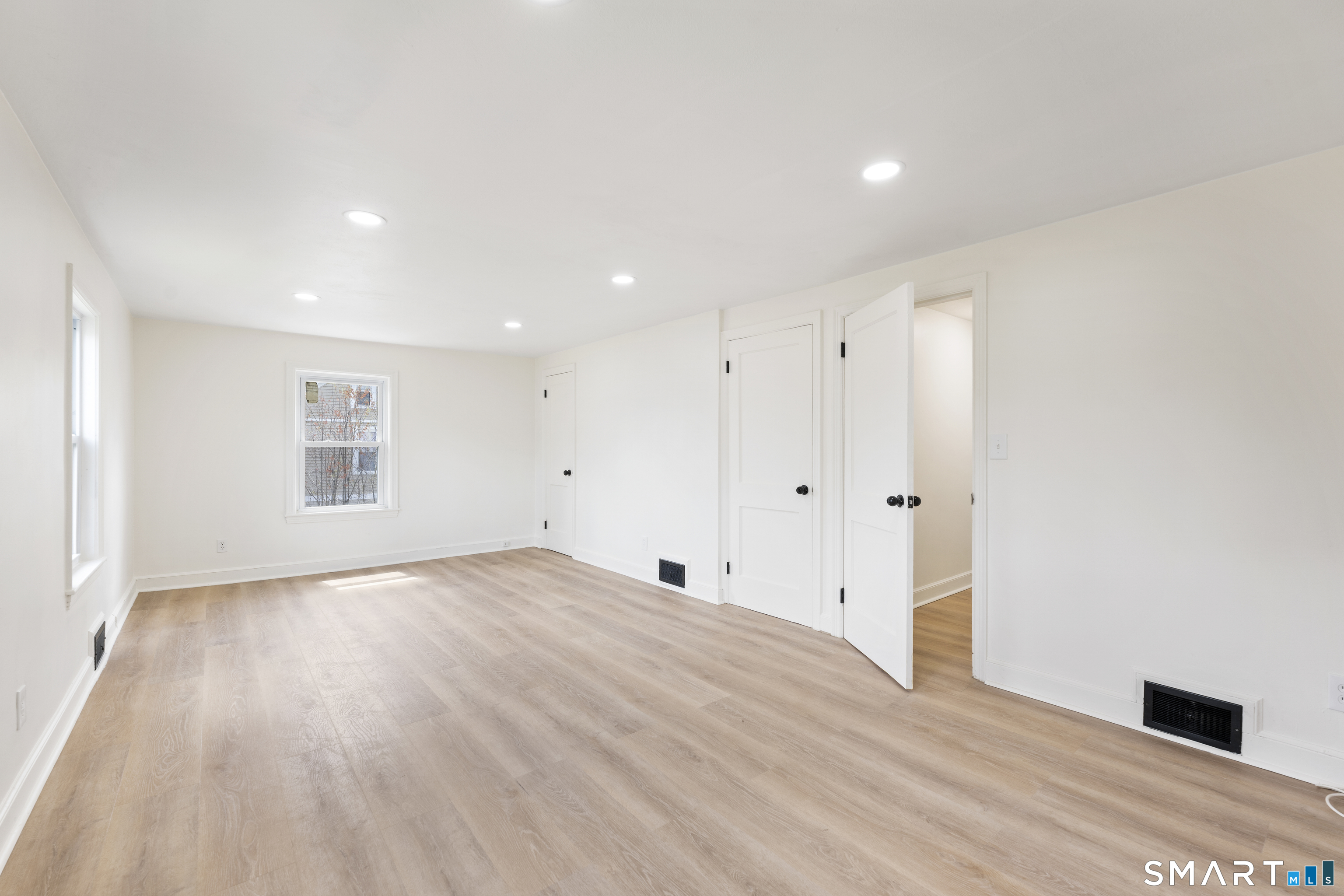 26 Foster Street Manchester CT 06040