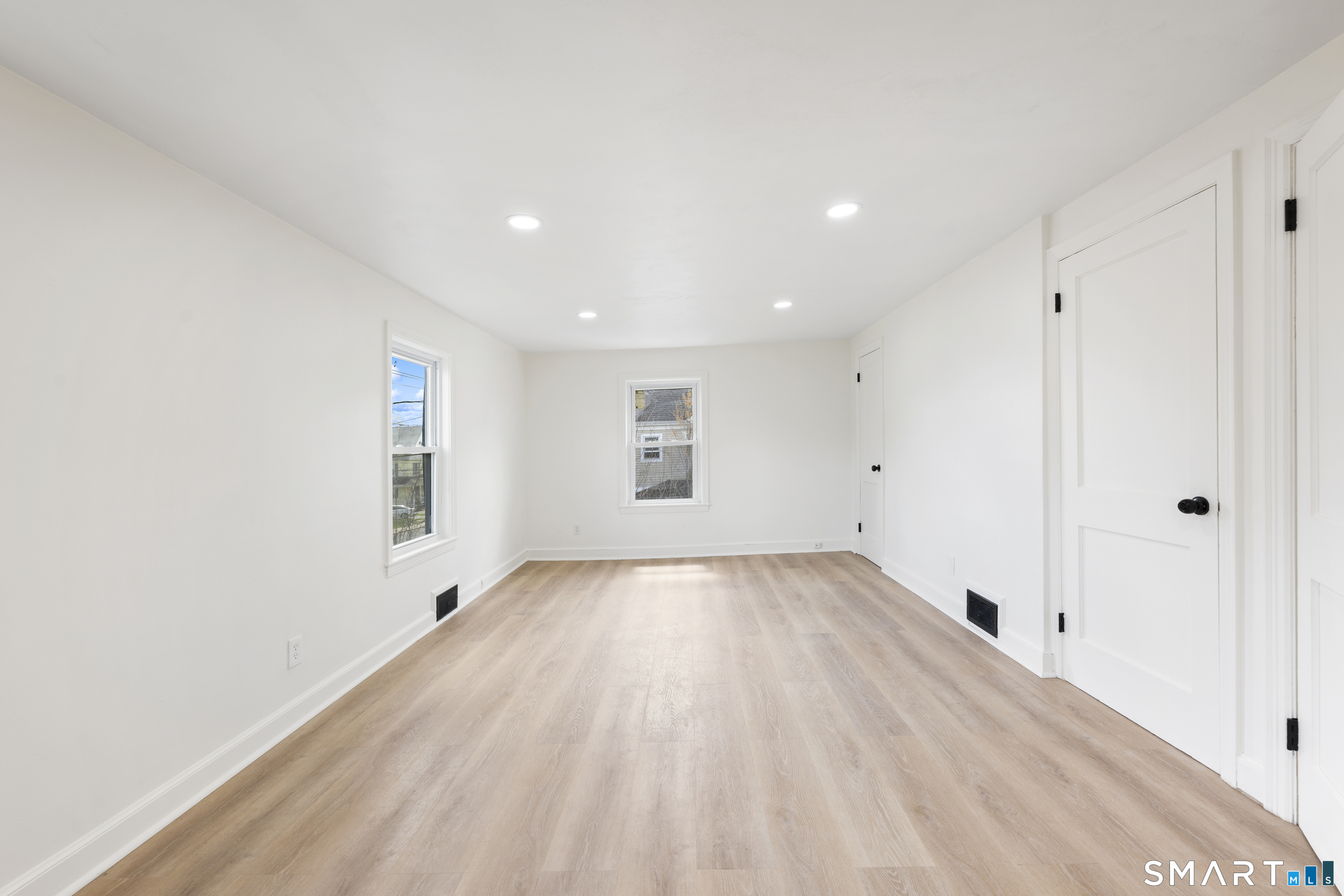 26 Foster Street Manchester CT 06040