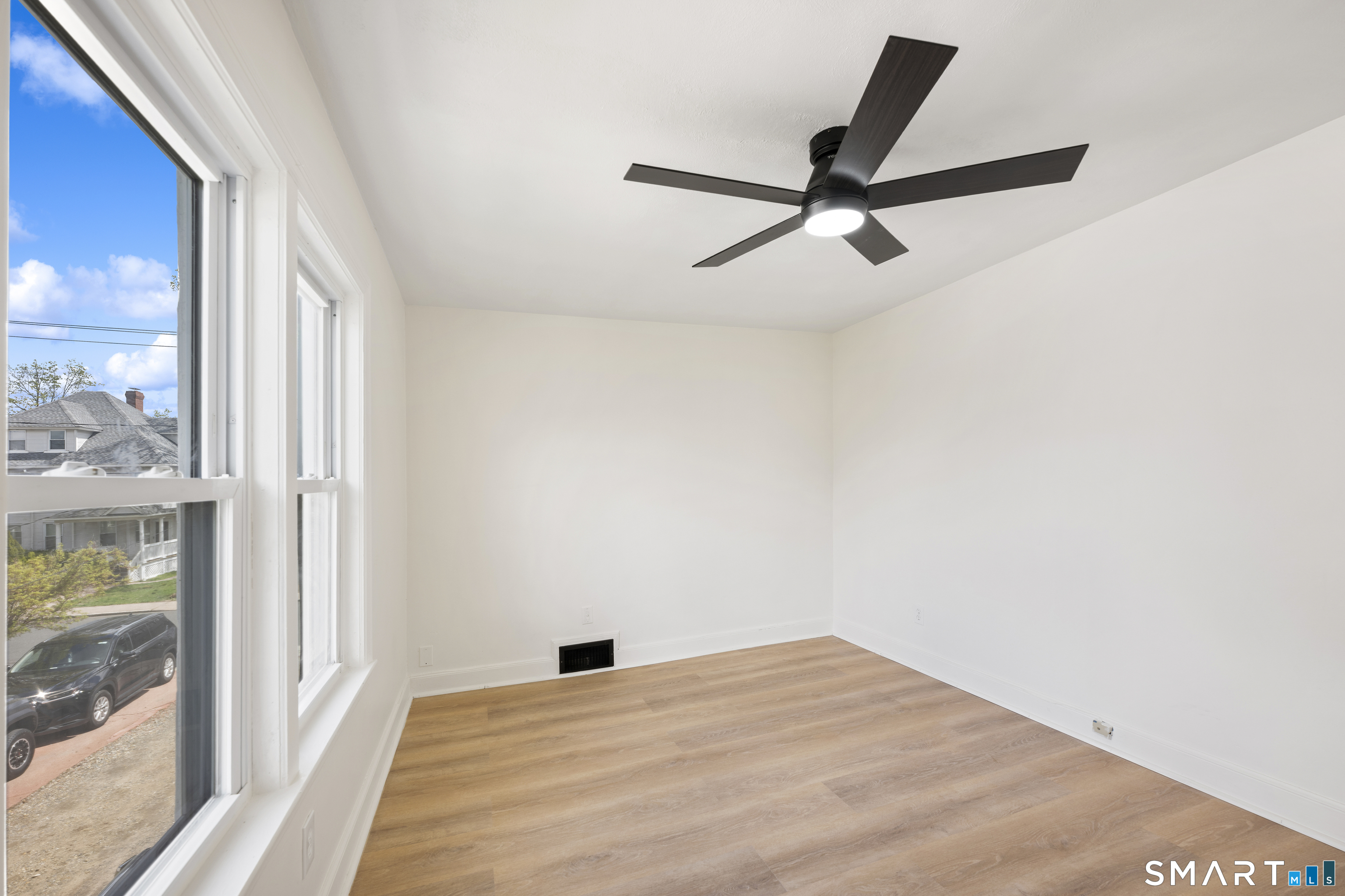 26 Foster Street Manchester CT 06040