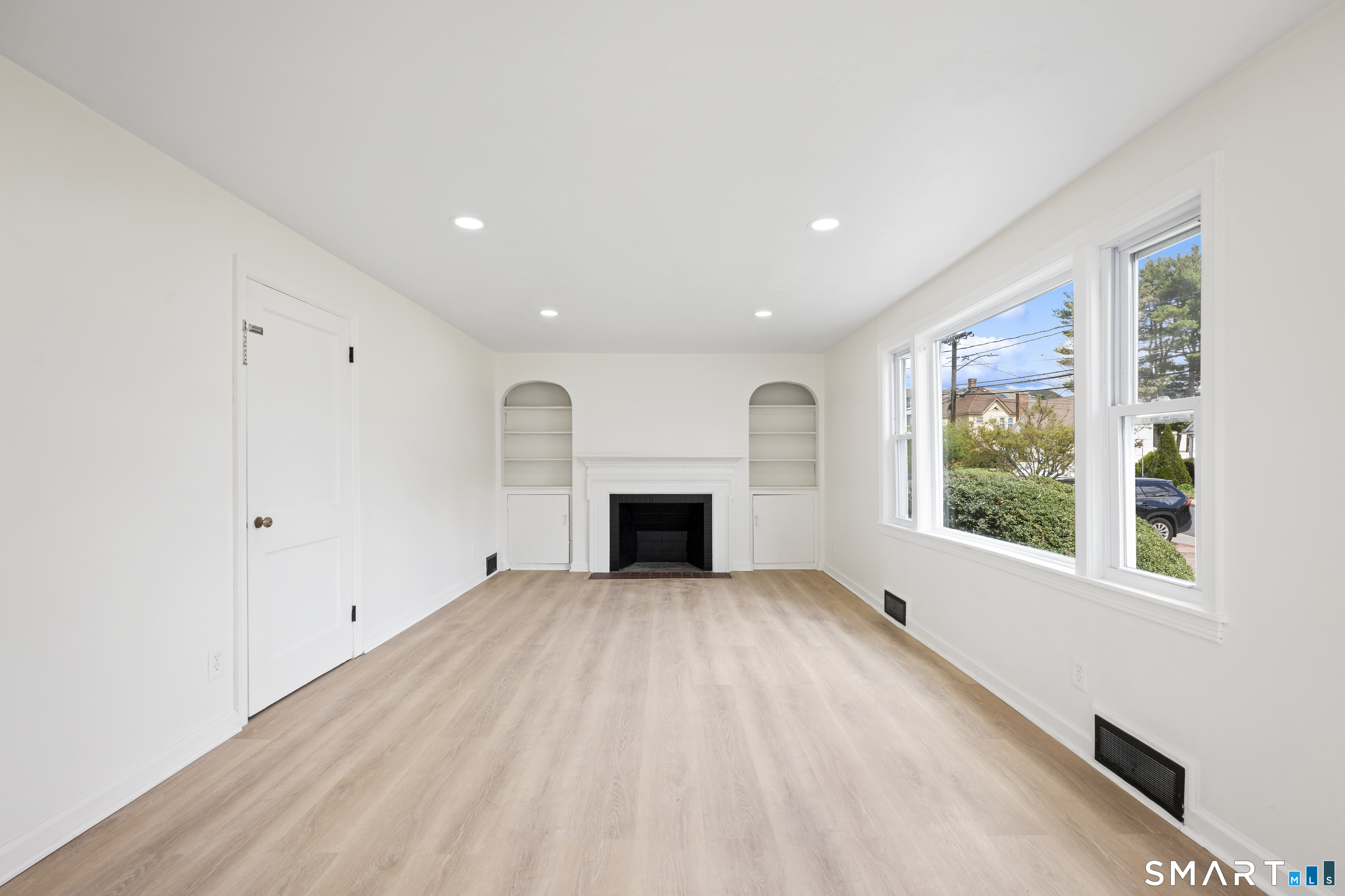 26 Foster Street Manchester CT 06040