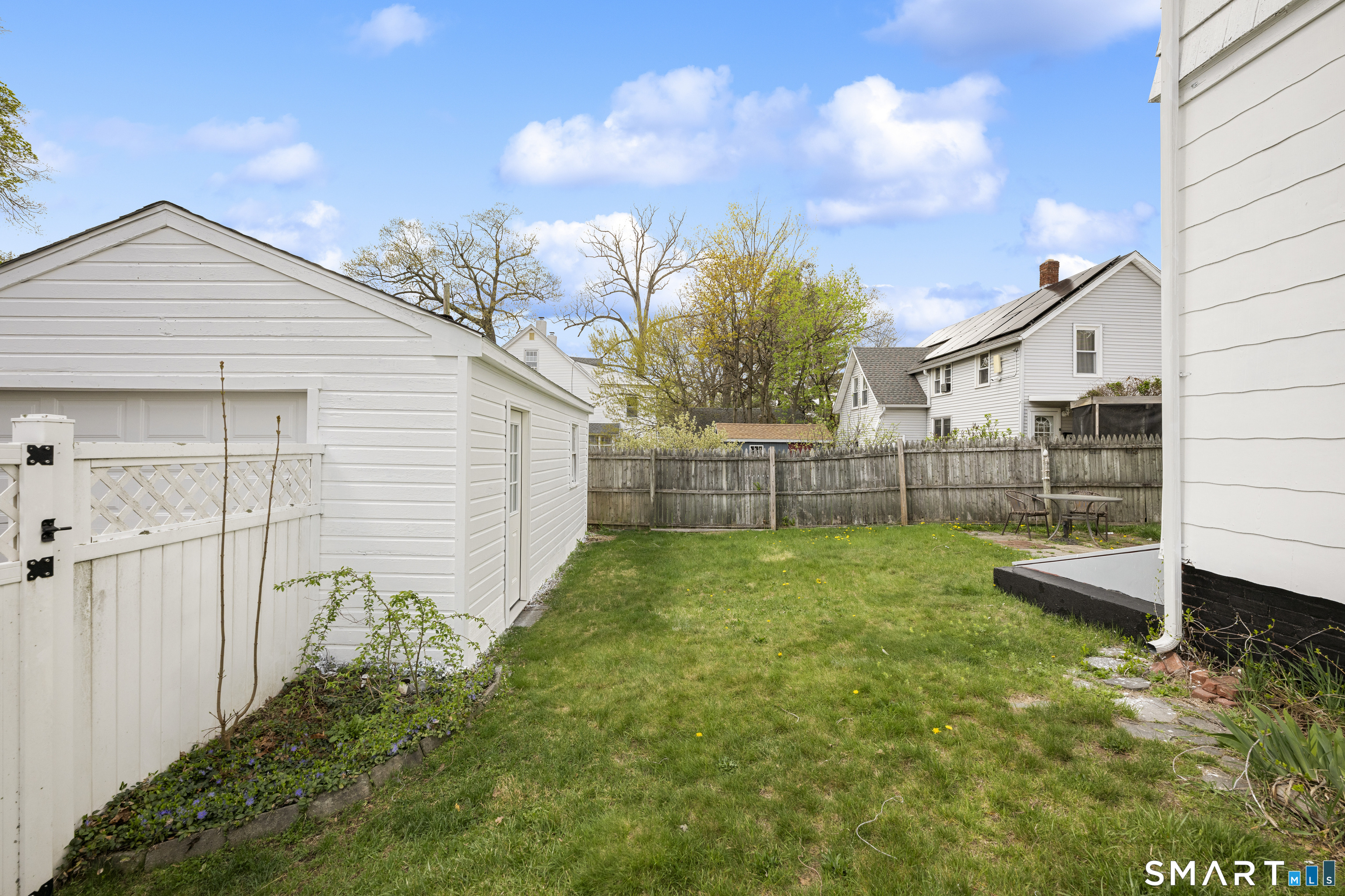 26 Foster Street Manchester CT 06040