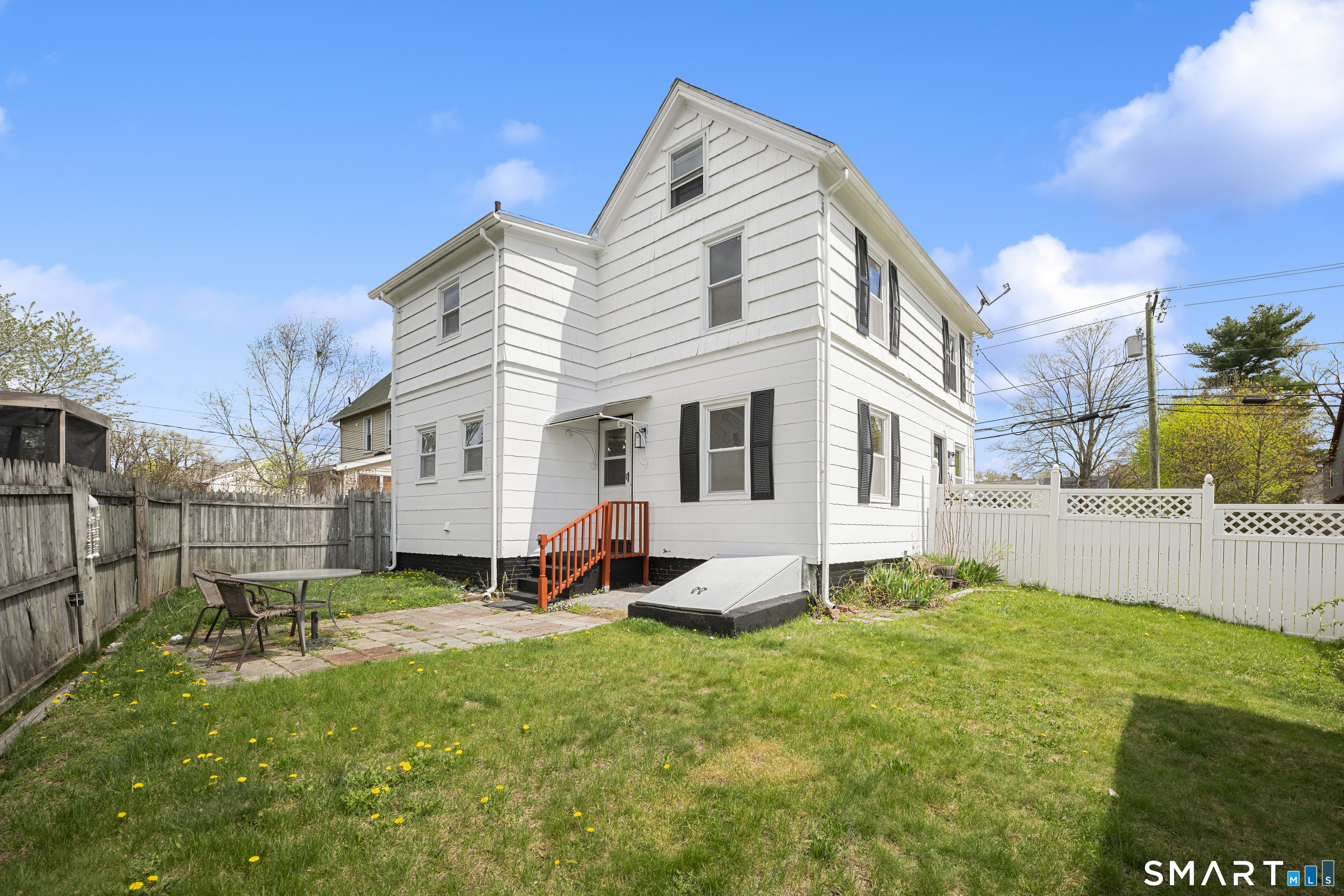 26 Foster Street Manchester CT 06040