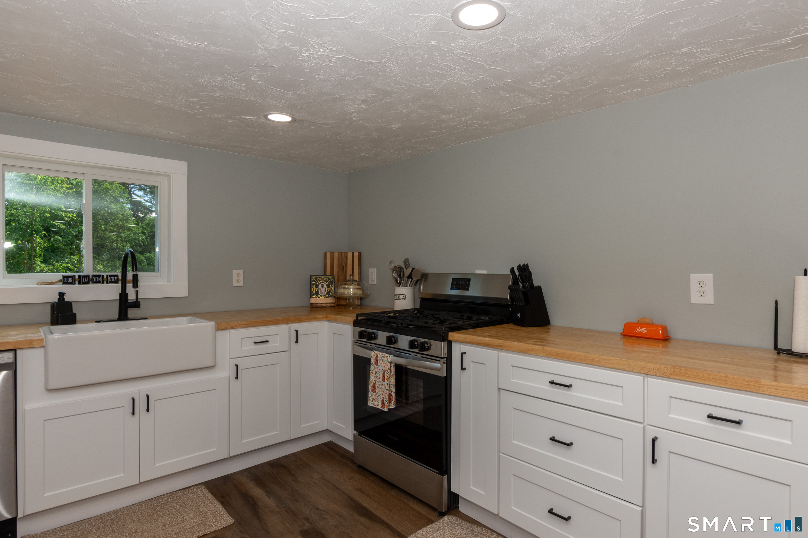 430 Green Hollow Road Plainfield CT 06354