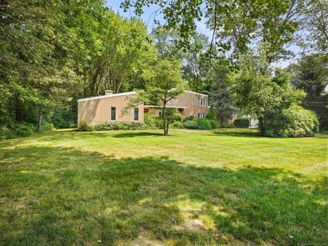 21 Kitcher Court Trumbull CT 06611