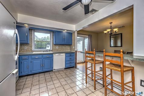 61 Northrop Road West Haven CT 06516