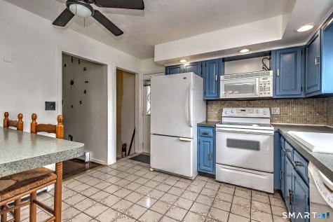 61 Northrop Road West Haven CT 06516