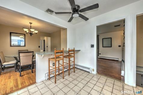 61 Northrop Road West Haven CT 06516