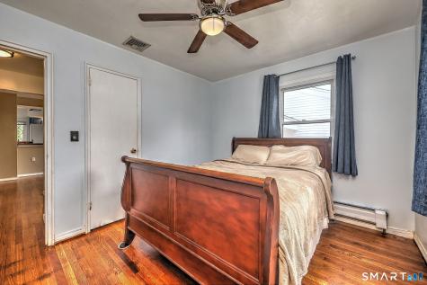 61 Northrop Road West Haven CT 06516