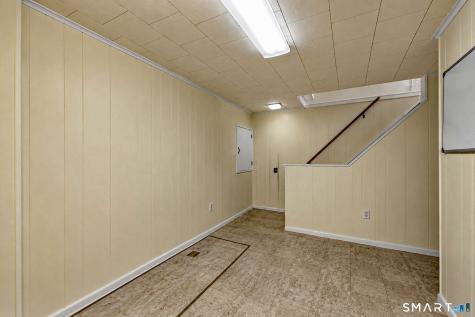 61 Northrop Road West Haven CT 06516