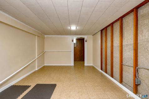 61 Northrop Road West Haven CT 06516