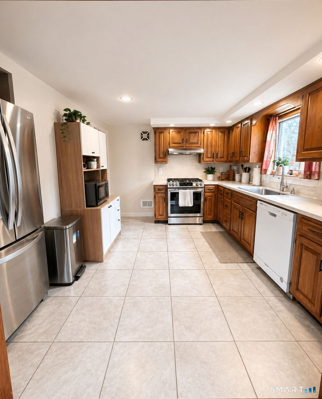 121 Pool Road North Haven CT 06473