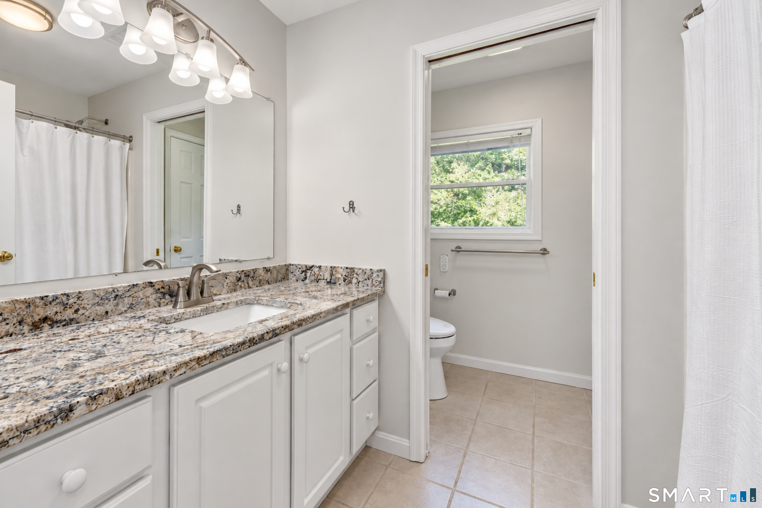 14 Spinnaker Road Waterford CT 06385