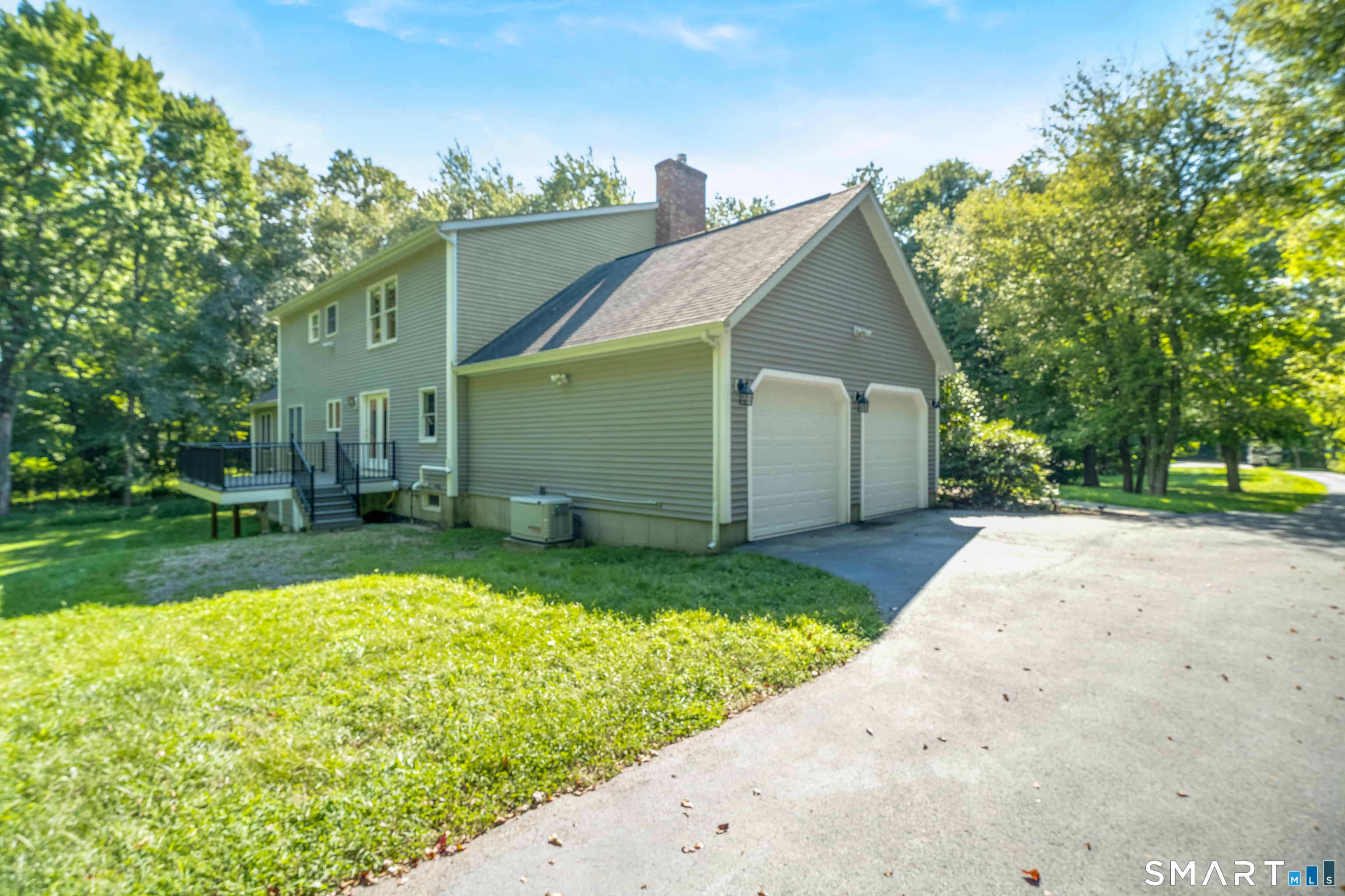 14 Spinnaker Road Waterford CT 06385