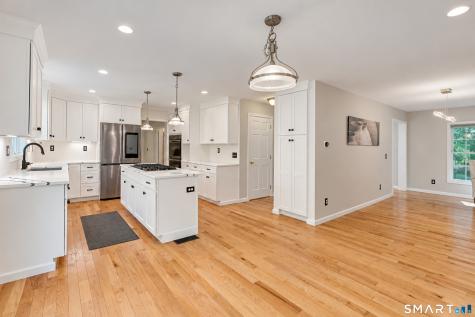 14 Spinnaker Road Waterford CT 06385