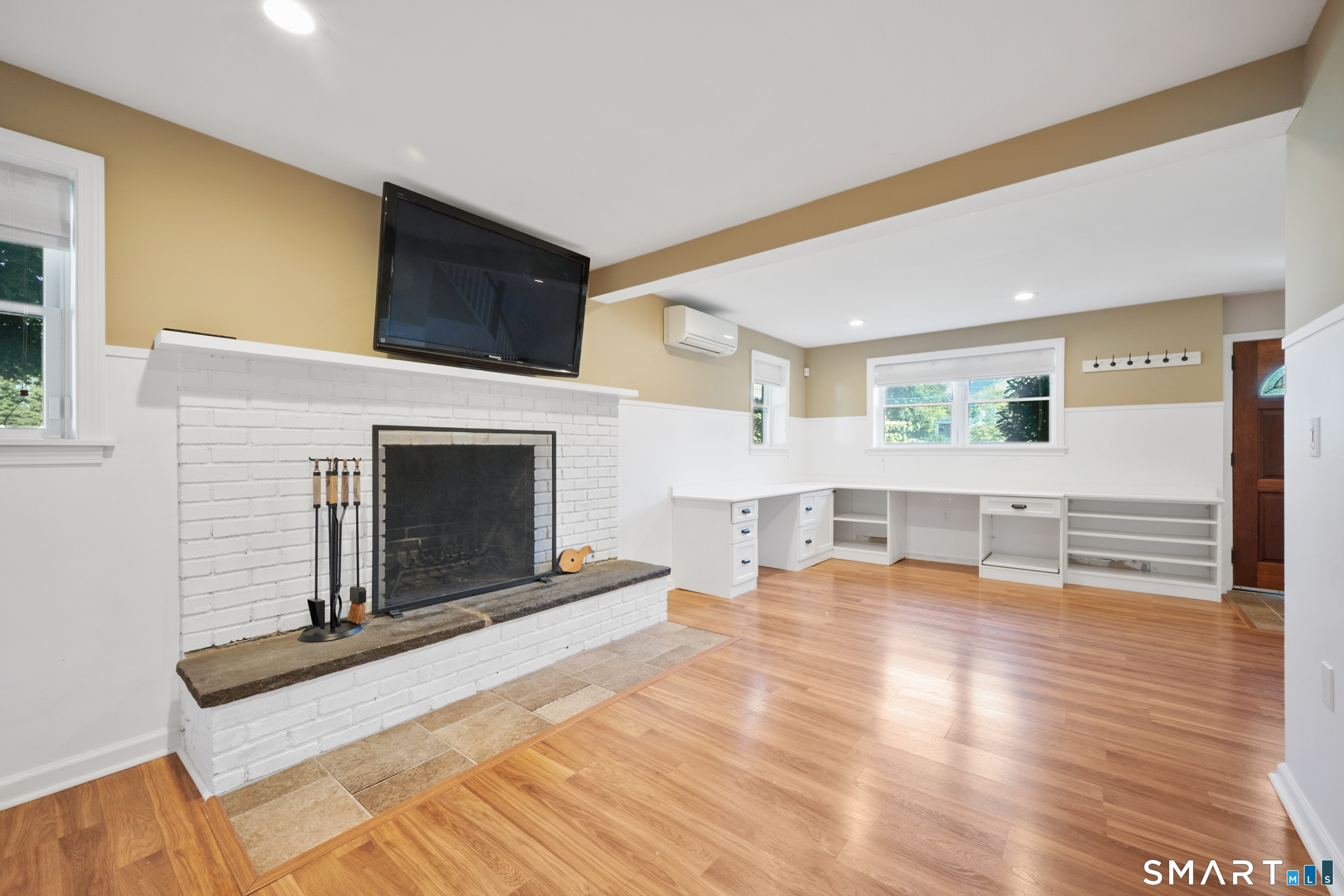 18 Hurd Street Fairfield CT 06824