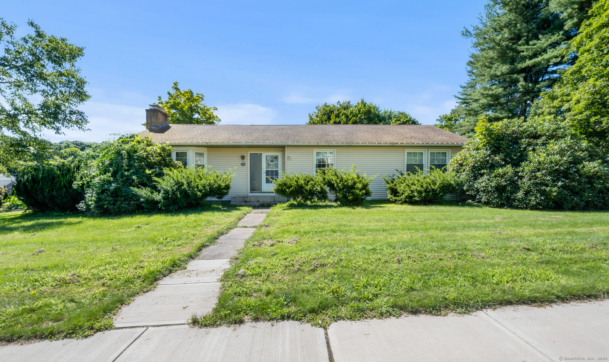 45 Elm Street Simsbury CT 06081