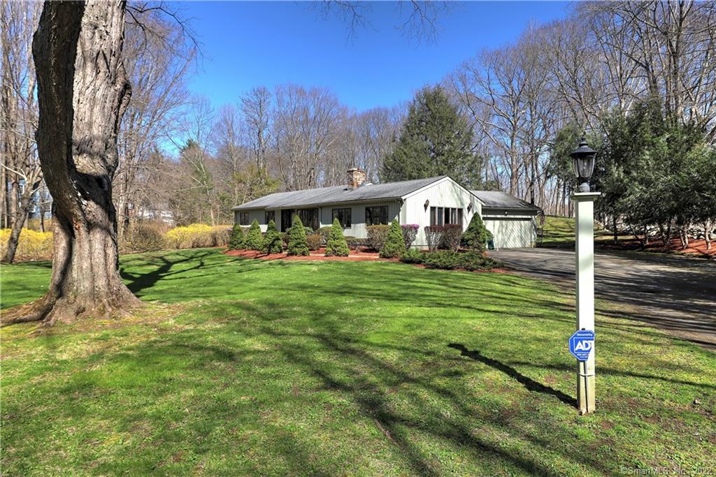 49 Acorn Hill Road Woodbridge CT 06525