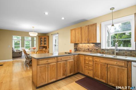 35 North Street Enfield CT 06082