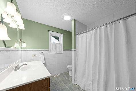 35 North Street Enfield CT 06082