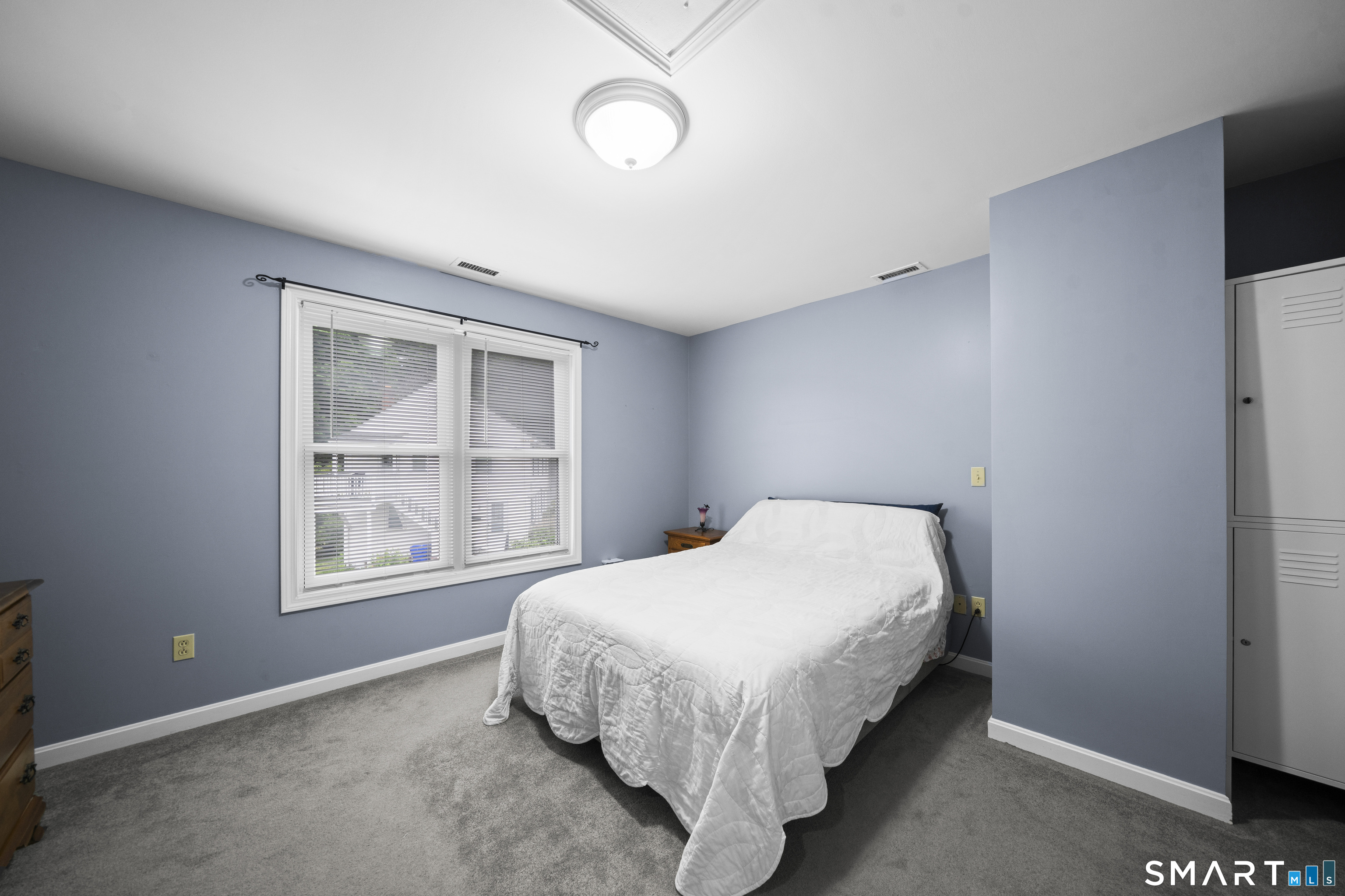 35 North Street Enfield CT 06082