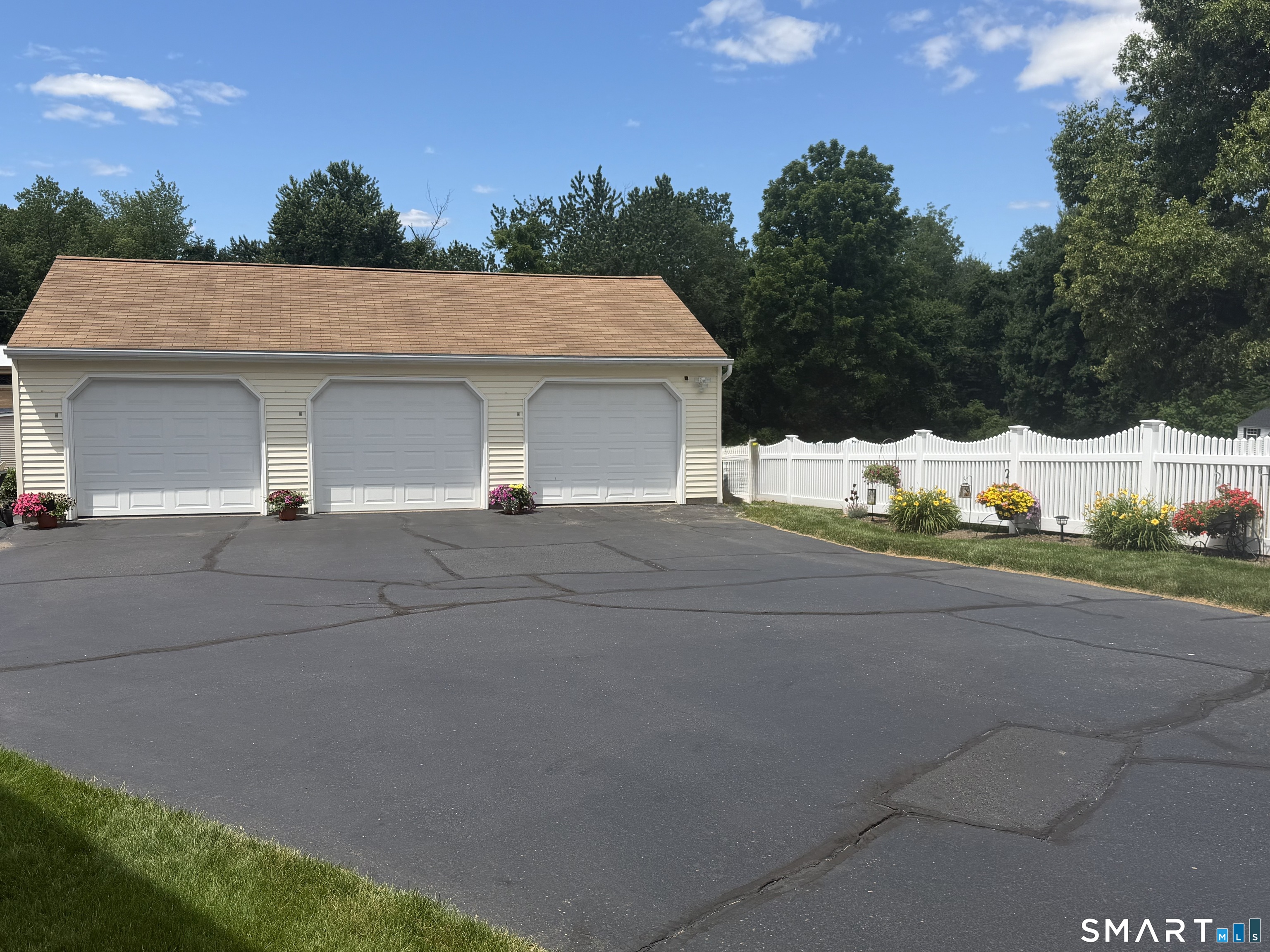 35 North Street Enfield CT 06082