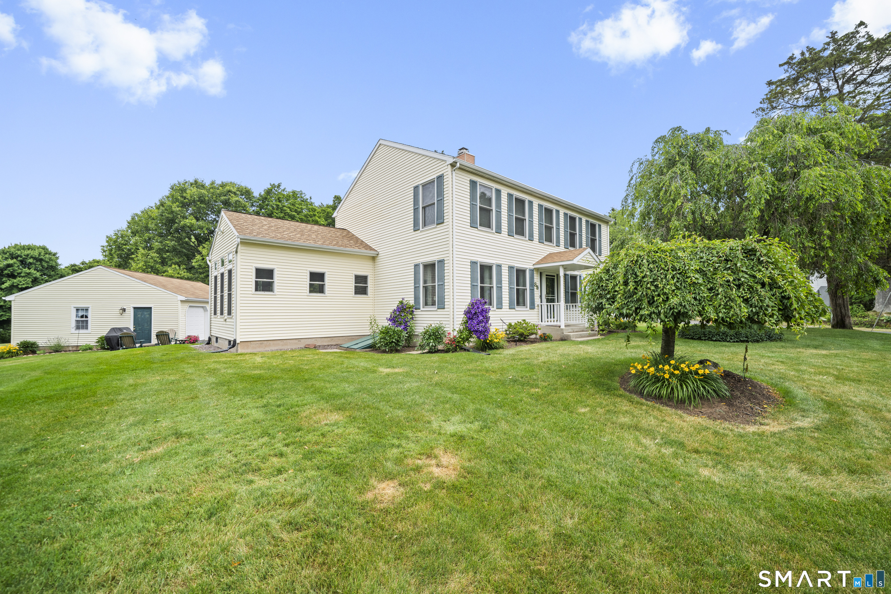 35 North Street Enfield CT 06082