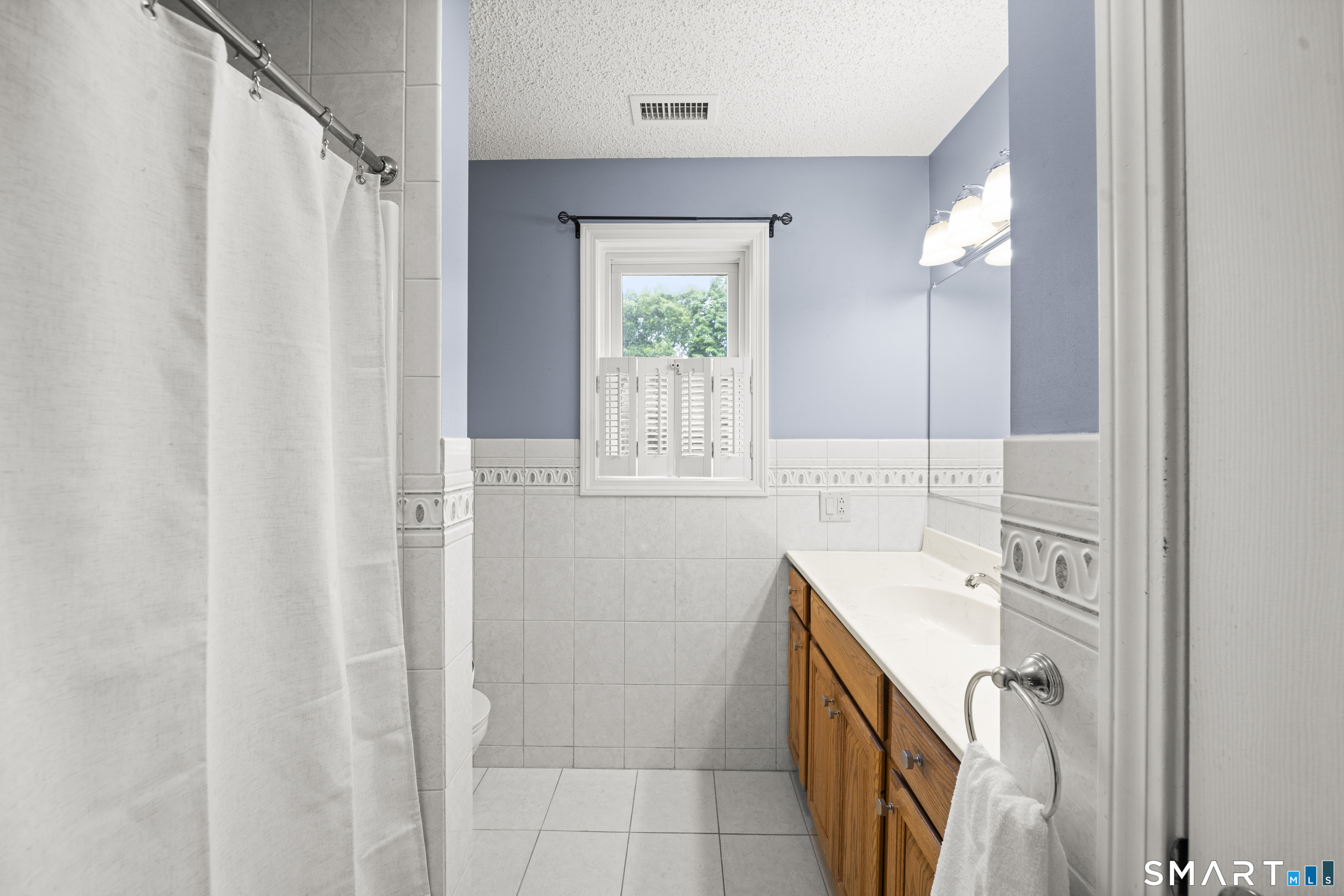 35 North Street Enfield CT 06082